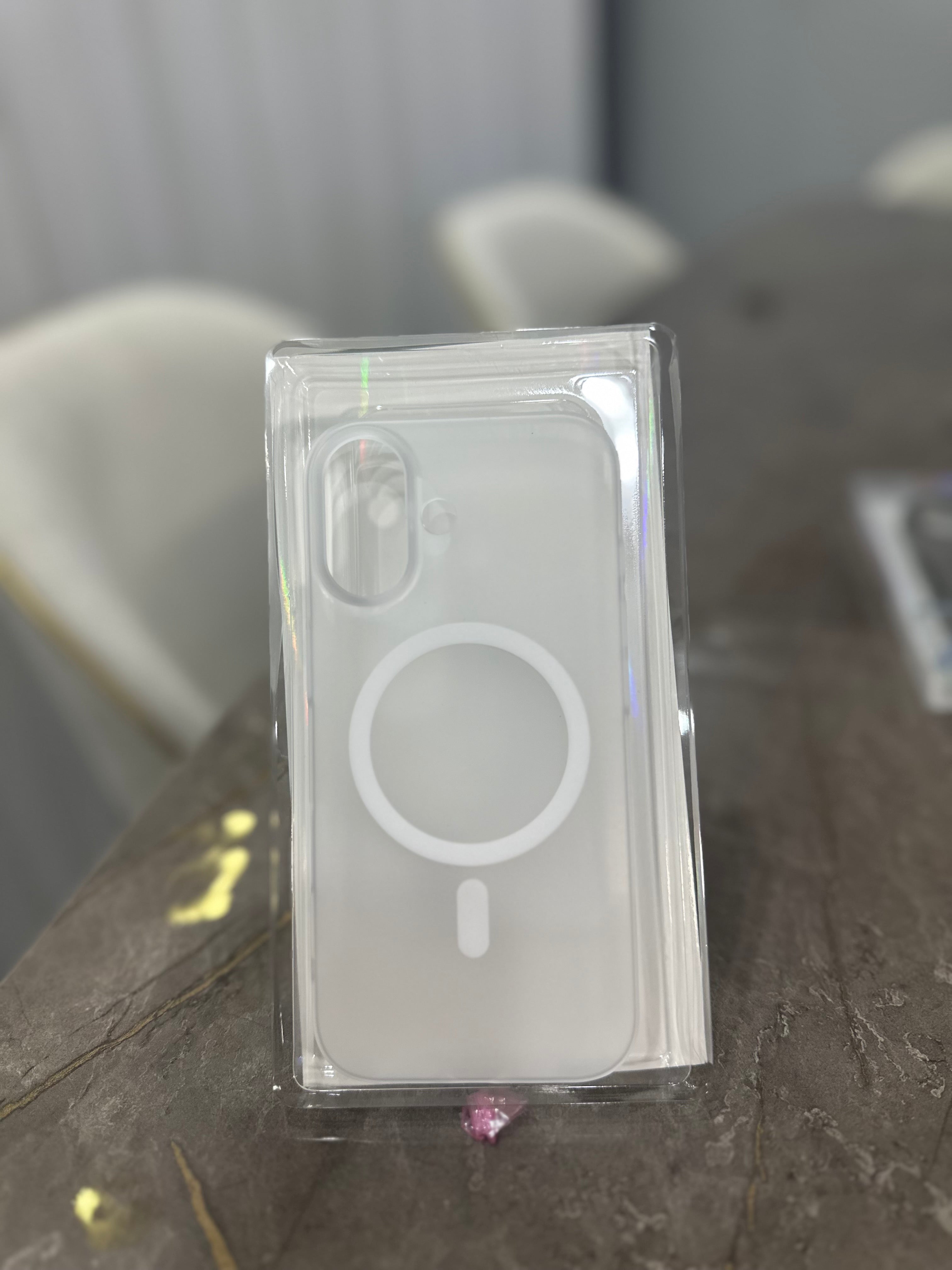 İphone 17 Slim Mat Magsafe Kılıf
