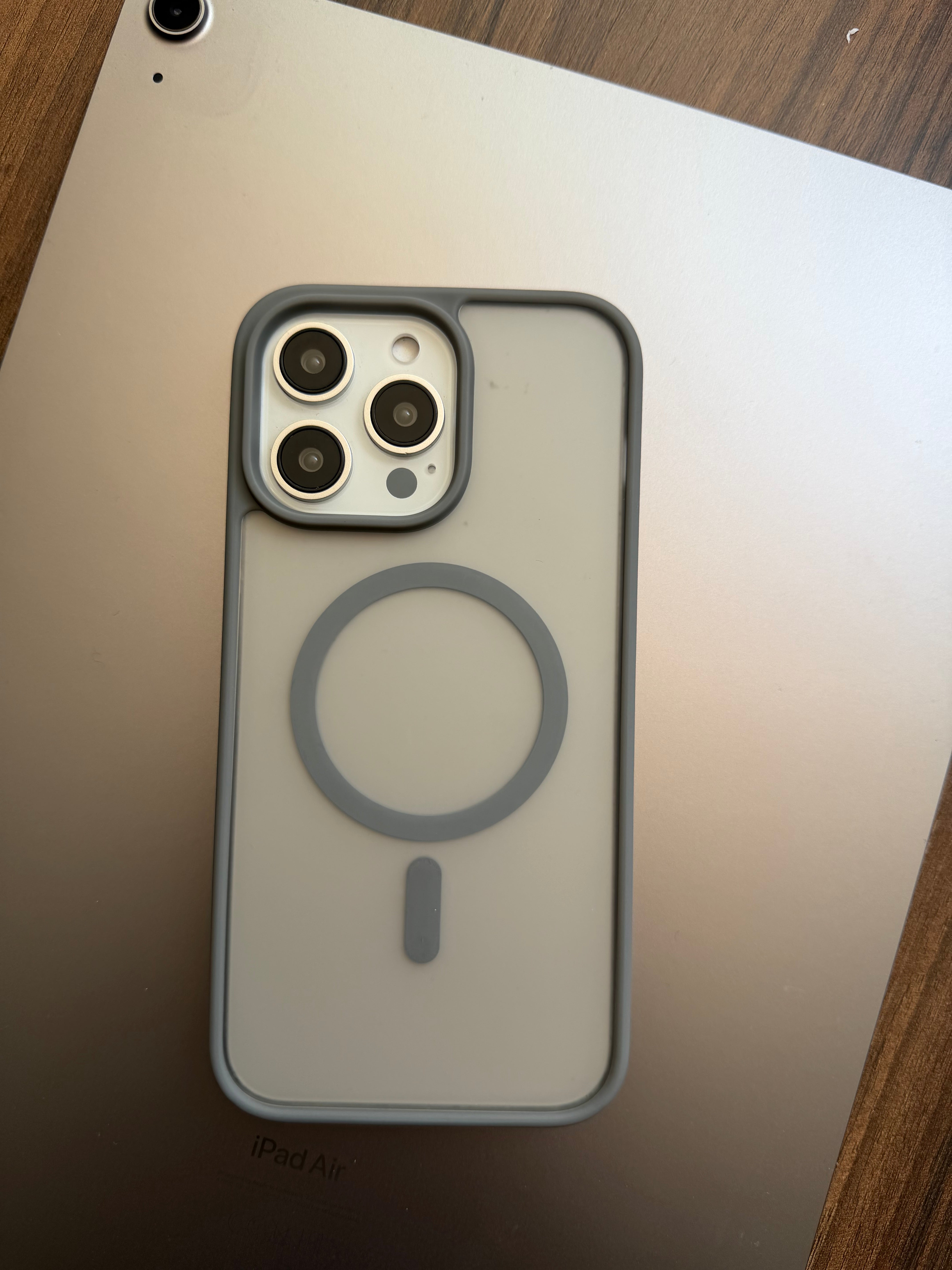 Jota MagSafe Kılıf Gri