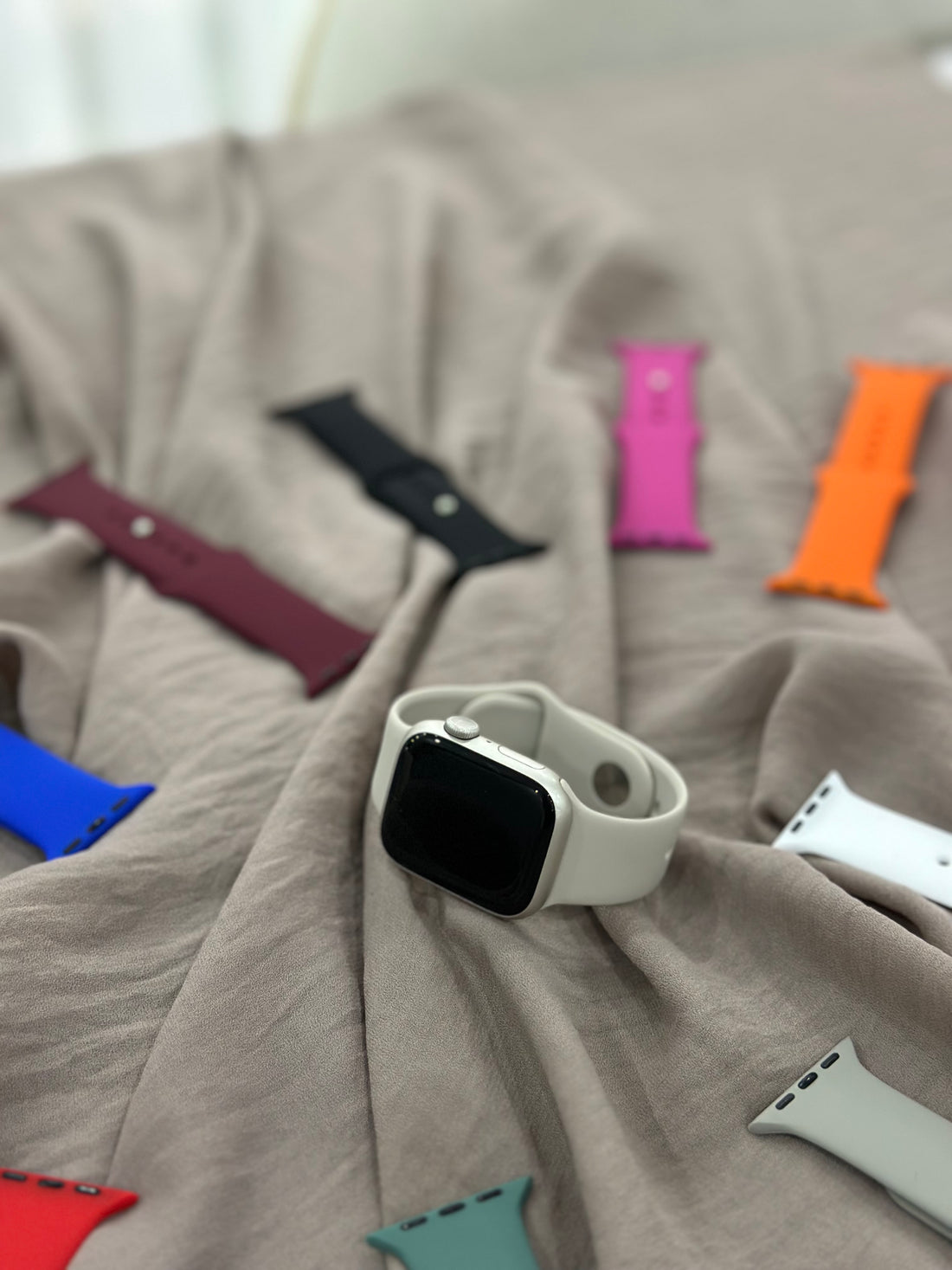 Apple Watch Silikon Kordon (Starlight)