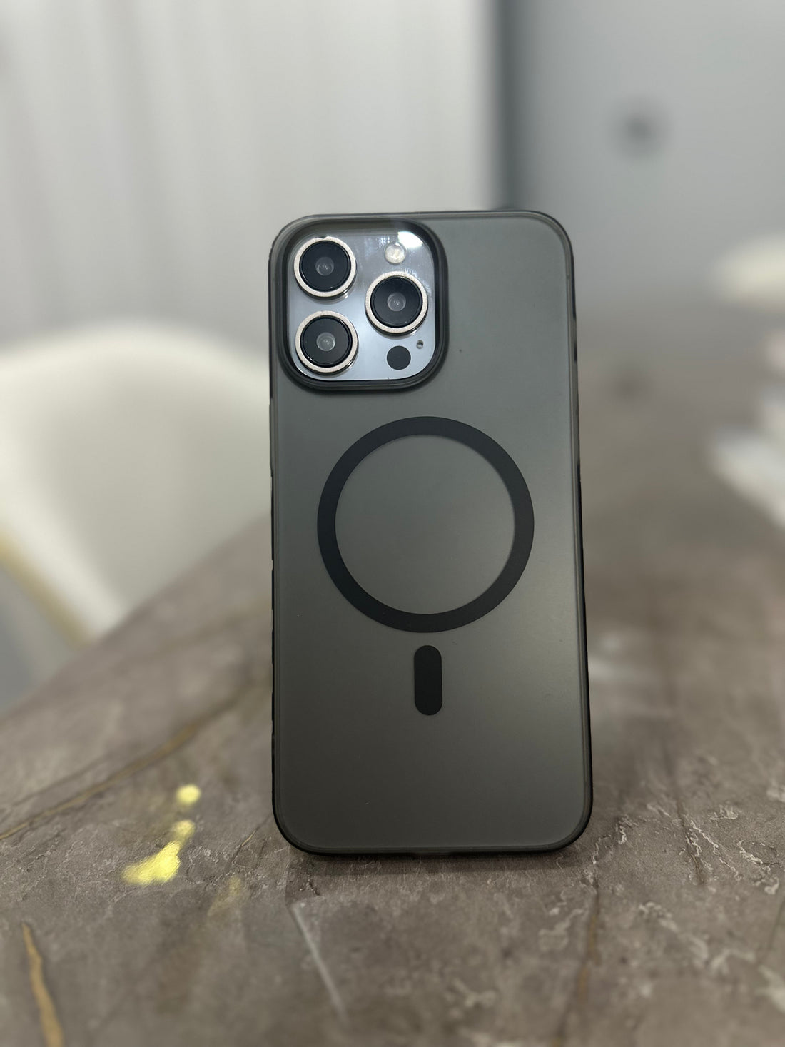 İPhone 15 pro Slim Mat Magsafe Kılıf